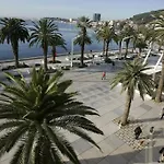 海滩城市珍珠公寓酒店 3*
