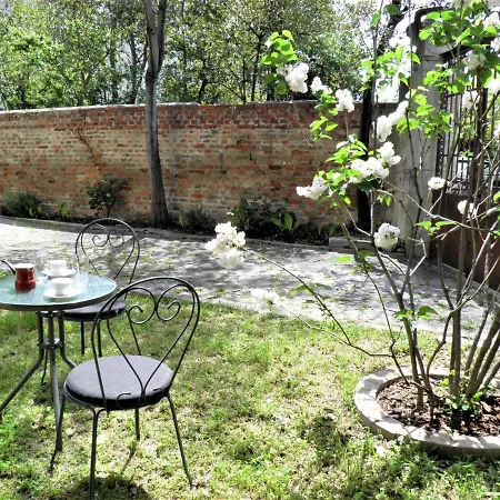 Guest house Beach City Pearls 3*