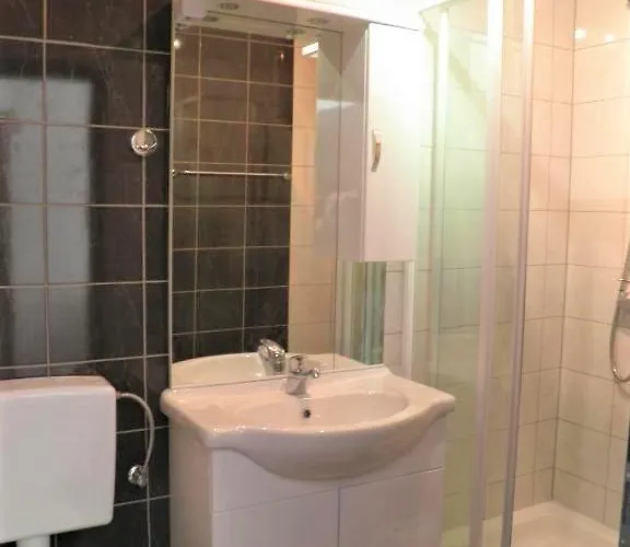 Pearls Gæstehus Split